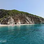 George Rooms&suites Himare