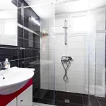 ホテル George Rooms&suites ヒマラ