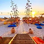 Hotel George Rooms&suites Himare
