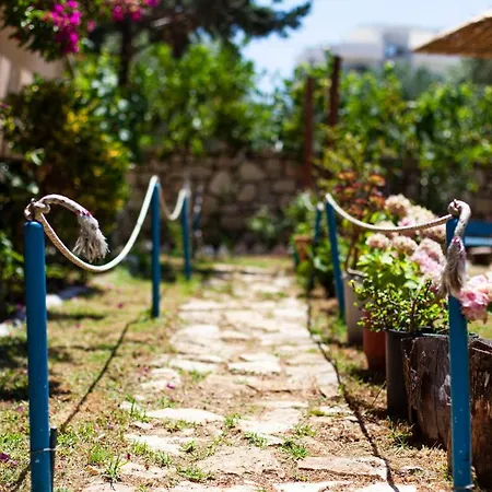 Hotel George Rooms&suites Himare