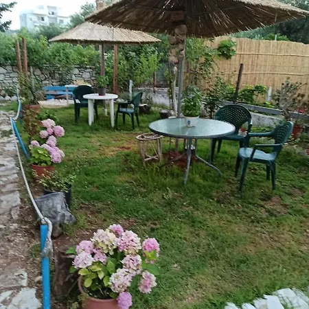 George Rooms&suites Himarë