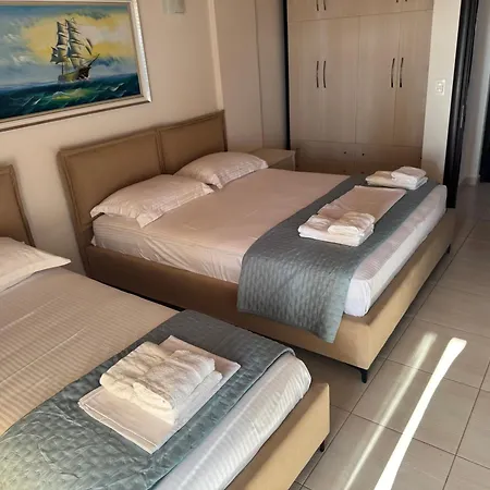 George Rooms&suites Hotel