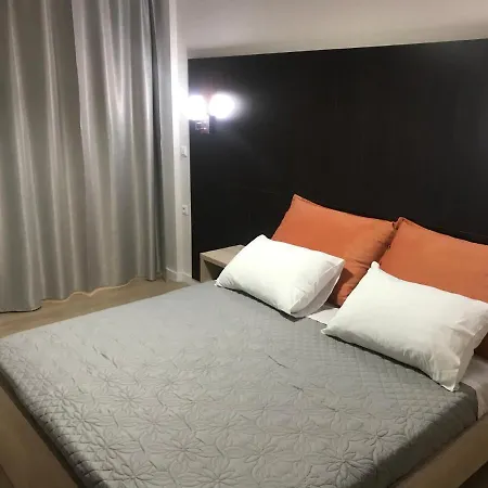 Hotel George Rooms&suites
