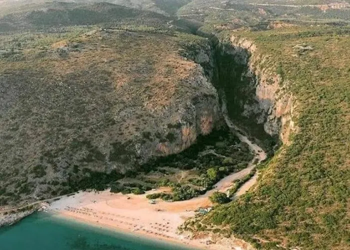 George Rooms&suites Szálloda 3*