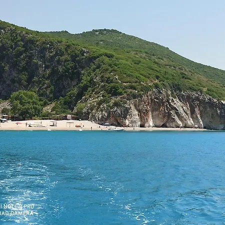 Ξενοδοχείο George Rooms&suites 3*