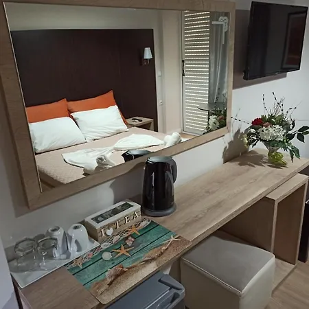 Ξενοδοχείο George Rooms&suites