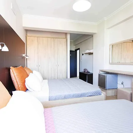 George Rooms&suites 3* Χειμάρρα