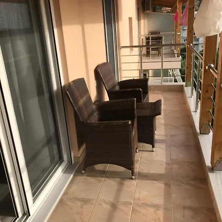 Ξενοδοχείο George Rooms&suites Χειμάρρα