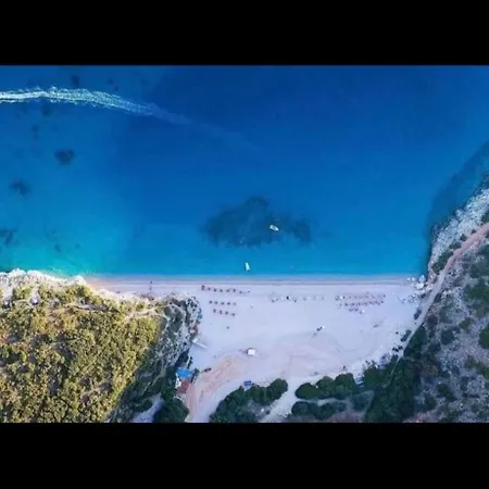 George Rooms&suites Χειμάρρα