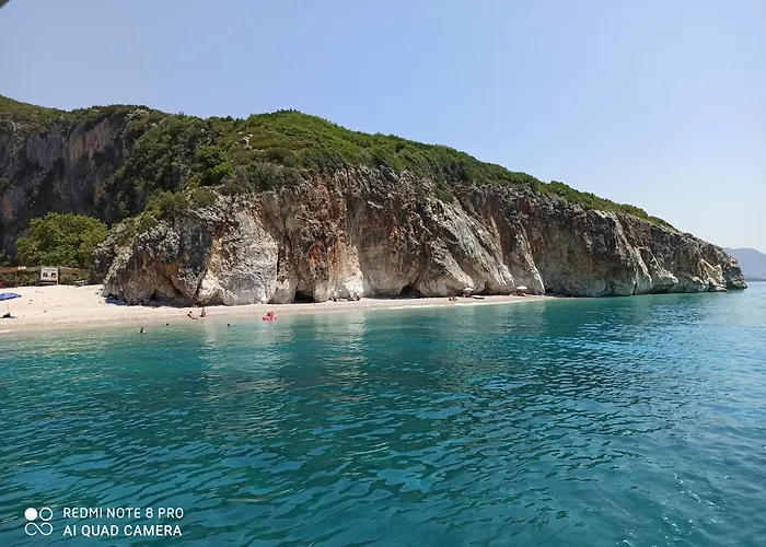 George Rooms&suites Himarë