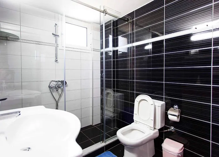 George Rooms&suites Himare