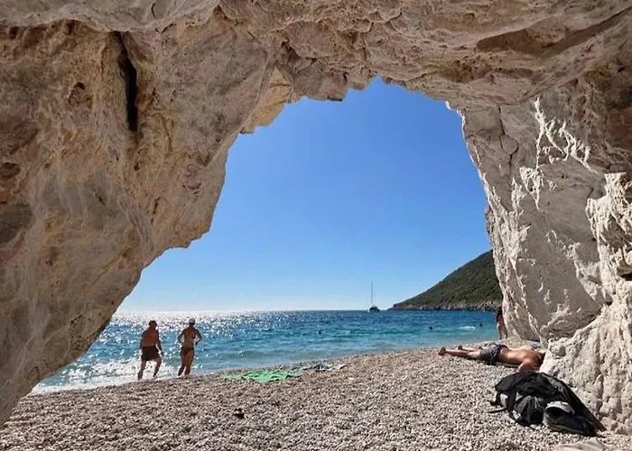 George Rooms&suites Hotel